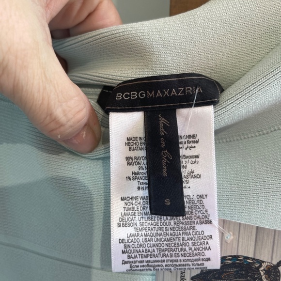 BCBGMAZRIA  Bandage Pencil Skirt - Picture 8 of 8